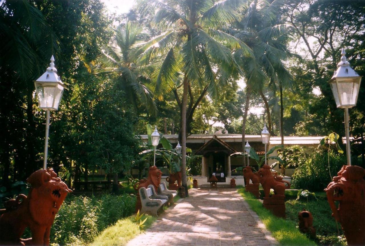 Indeco Hotels Swamimalai Kumbakonam Bagian luar foto