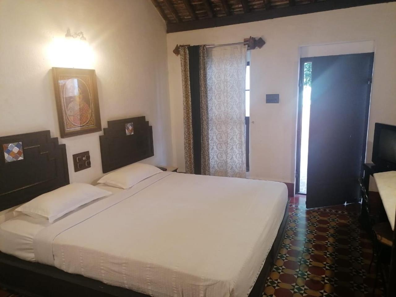 Indeco Hotels Swamimalai Kumbakonam Bagian luar foto