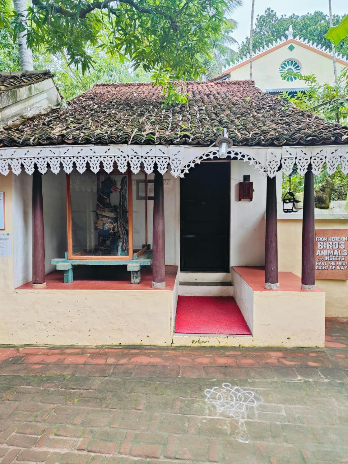 Indeco Hotels Swamimalai Kumbakonam Bagian luar foto