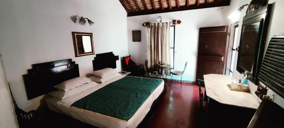 Indeco Hotels Swamimalai Kumbakonam Bagian luar foto